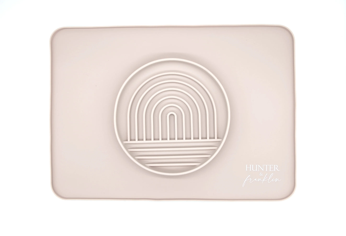 The Busy Dog - Argyle